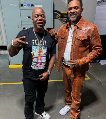 Mike Epps Takes Center Stage With Whistle Moment
