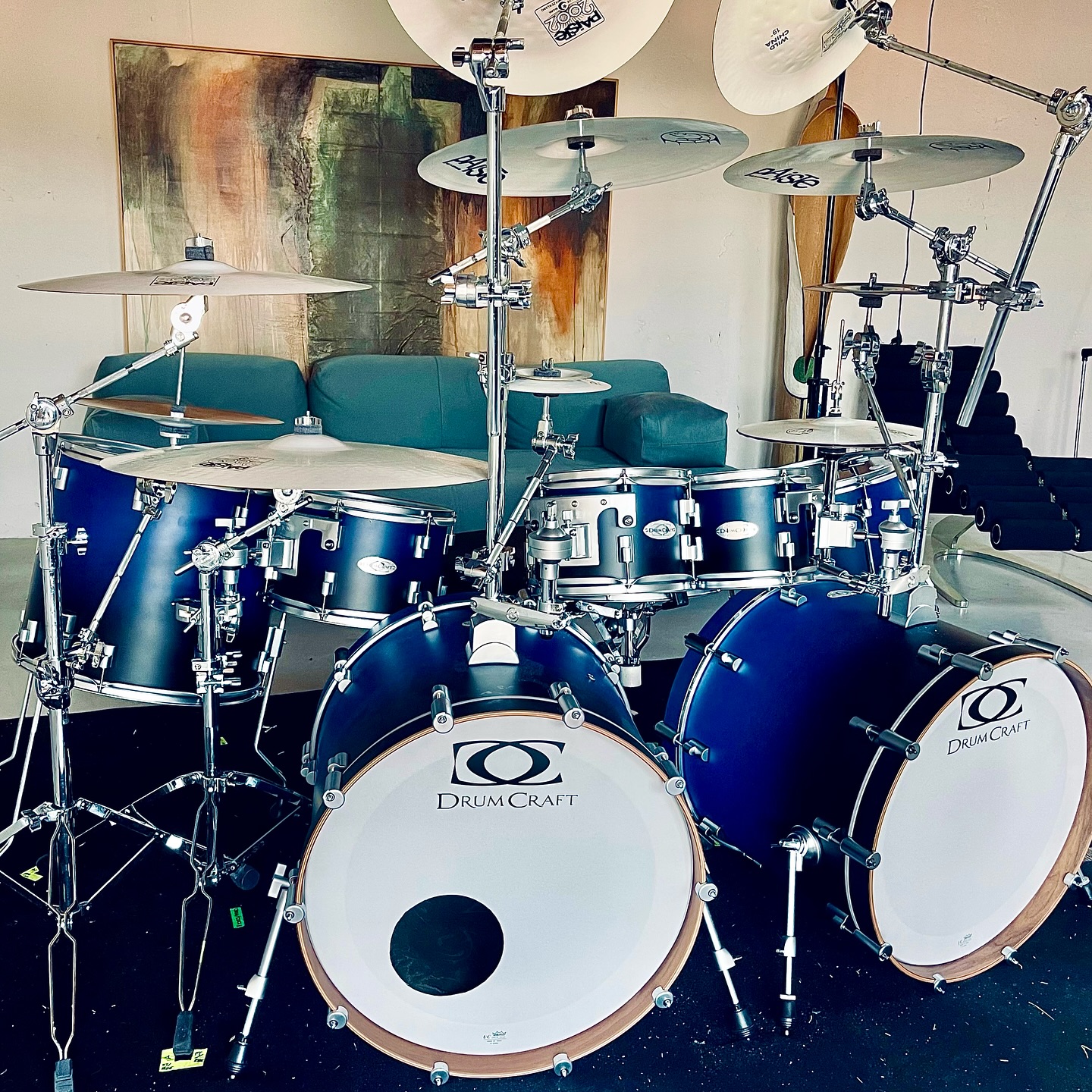 Mike Terrana Celebrates Complete Drum Setup