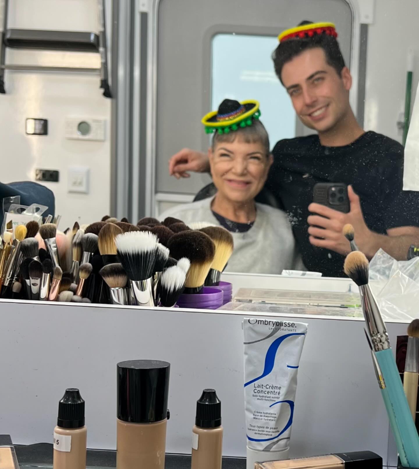Mindy Cohn Celebrates Cinco De Mayo on Palm Royale Set Mindy Cohn radiates festive energy, sharing warm wishes from the set of Palm Royale S2!!!!
