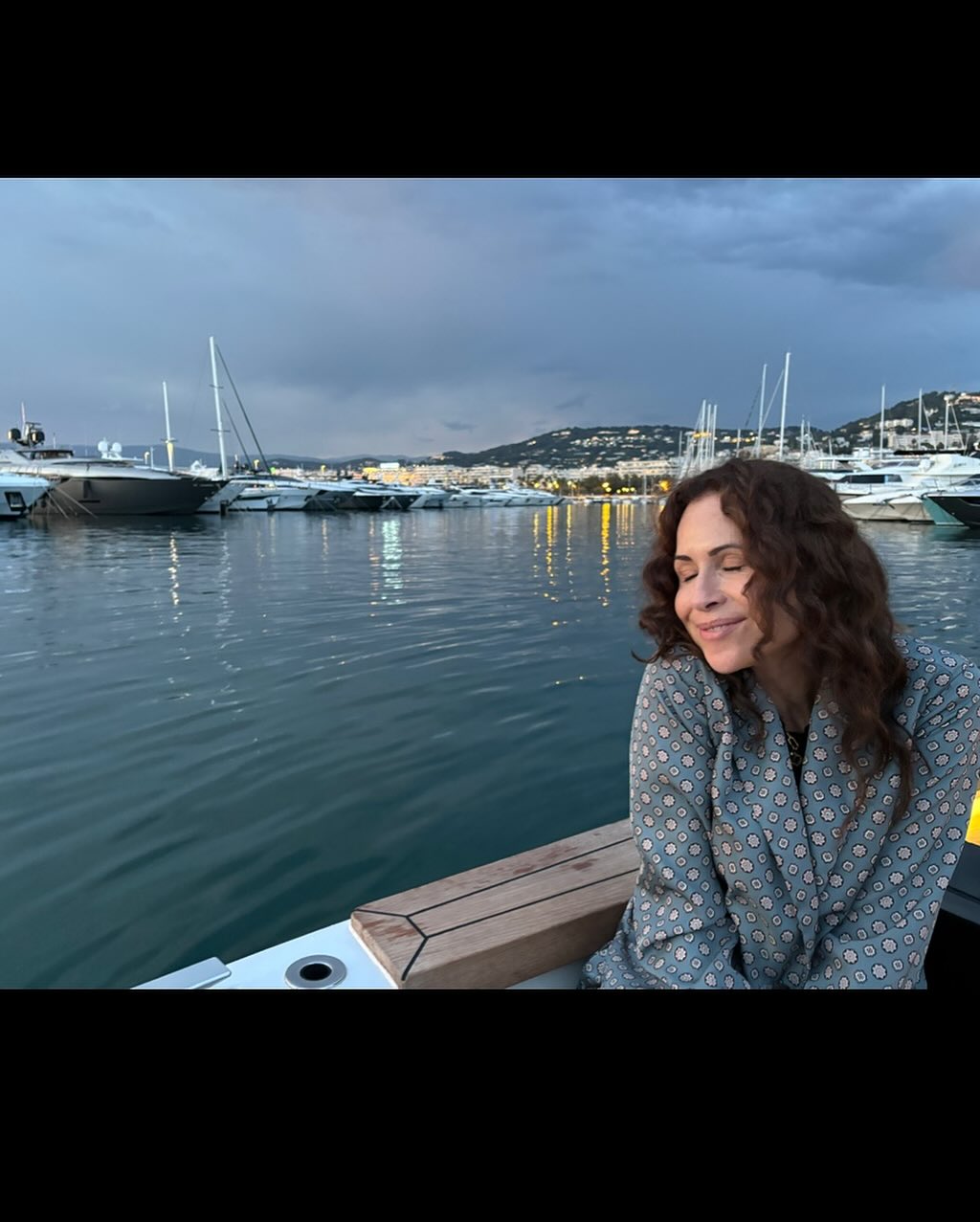 Minnie Driver Shines At Cannes