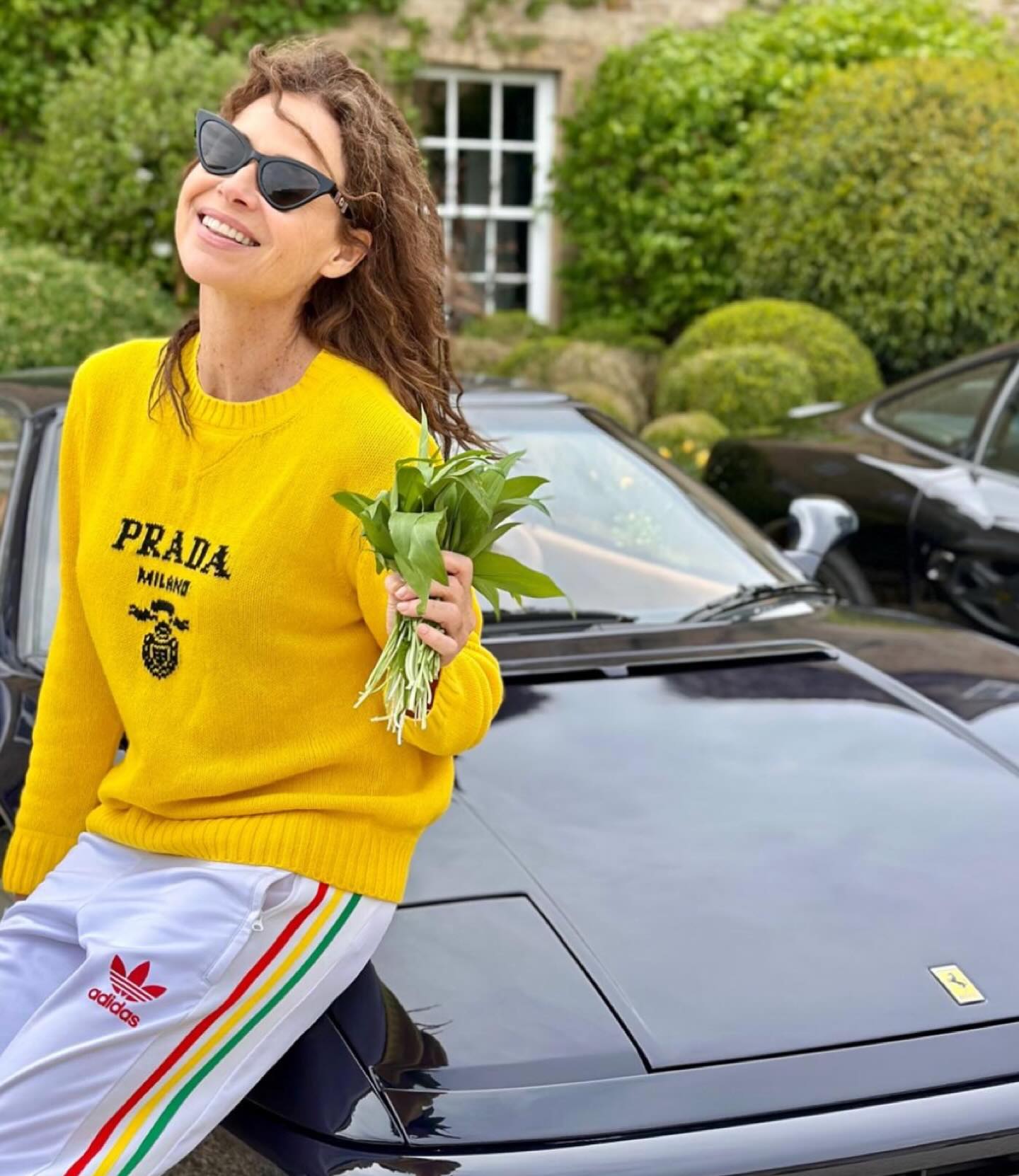 Minnie Driver Shines In Rome For New Season