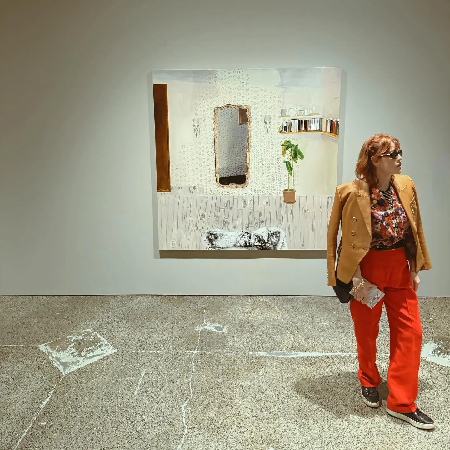 Molly Ringwald thrills Toronto with a fresh art exhibit, celebrating creativity and style.