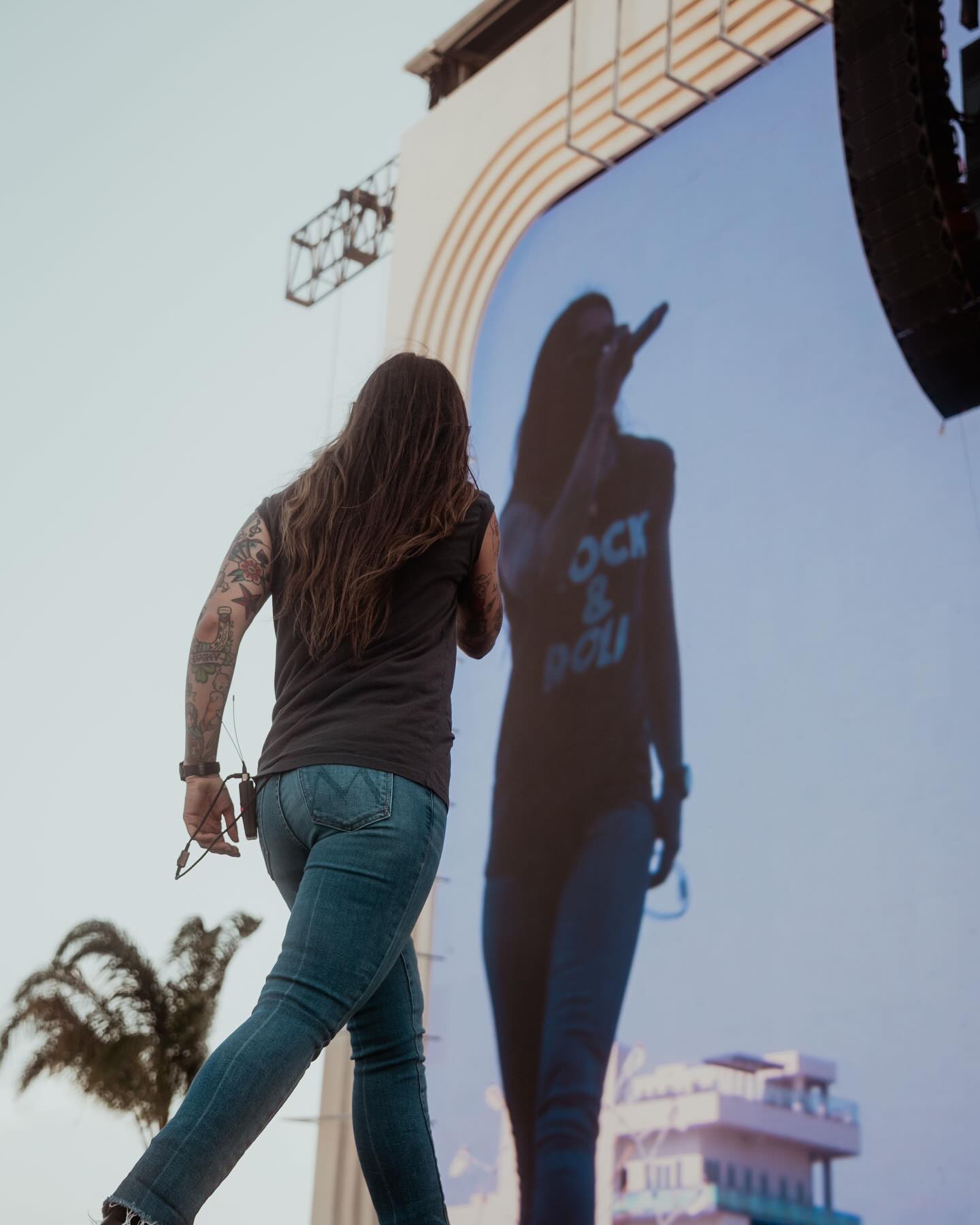 Morgan Wade Thanks Sand In My Boots Fest Morgan Wade Shares Heartfelt Gratitude Stunning Festival Shots Capture Upbeat Joyful Vibes