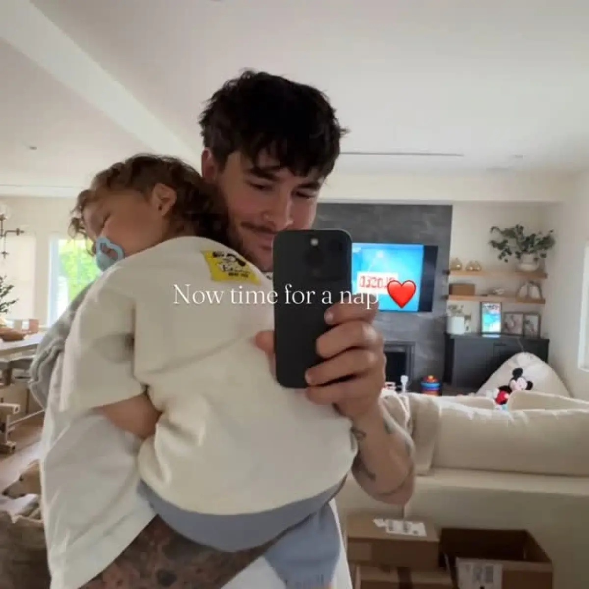 Morning Moments With Kian Lawley Experience Kian Lawley’s morning vibe with his baby son.