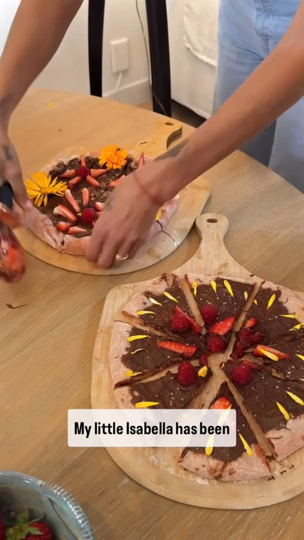 Moms get a treat as Caroline D'Amore debuts her pink Nutella pizza, blending fun & flavor.