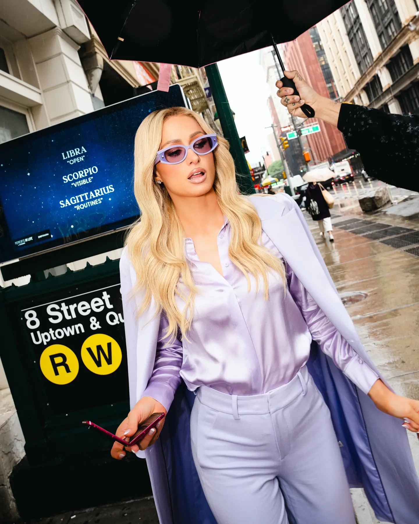 Foldable finesse meets celebrity flair as Motorola Razr Ultra redefines modern glamour Icon
