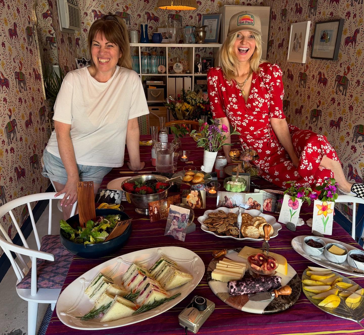 Mourning Memories Stir in Arden Myrin’s Mother’s Day Tribute A heartfelt high tea and floral celebration transforms grief into a community embrace.