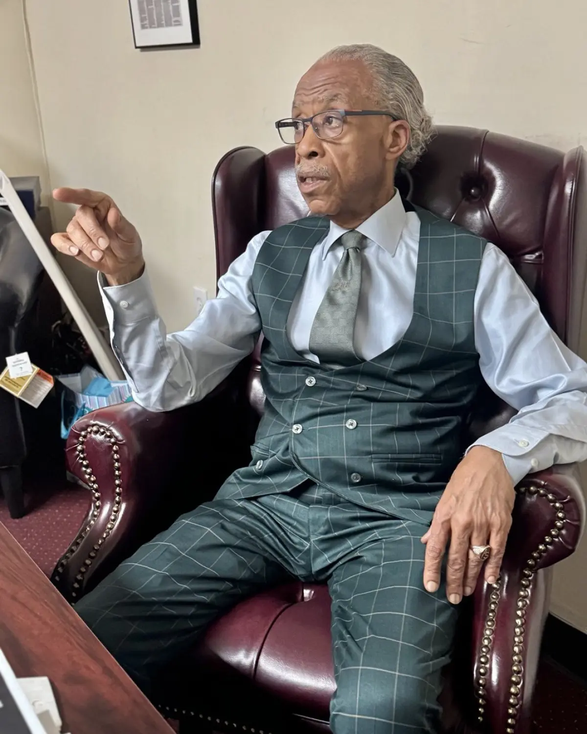 Experience live action at 9-11 AM ET as NAN delivers insightful dialogue with Al Sharpton.