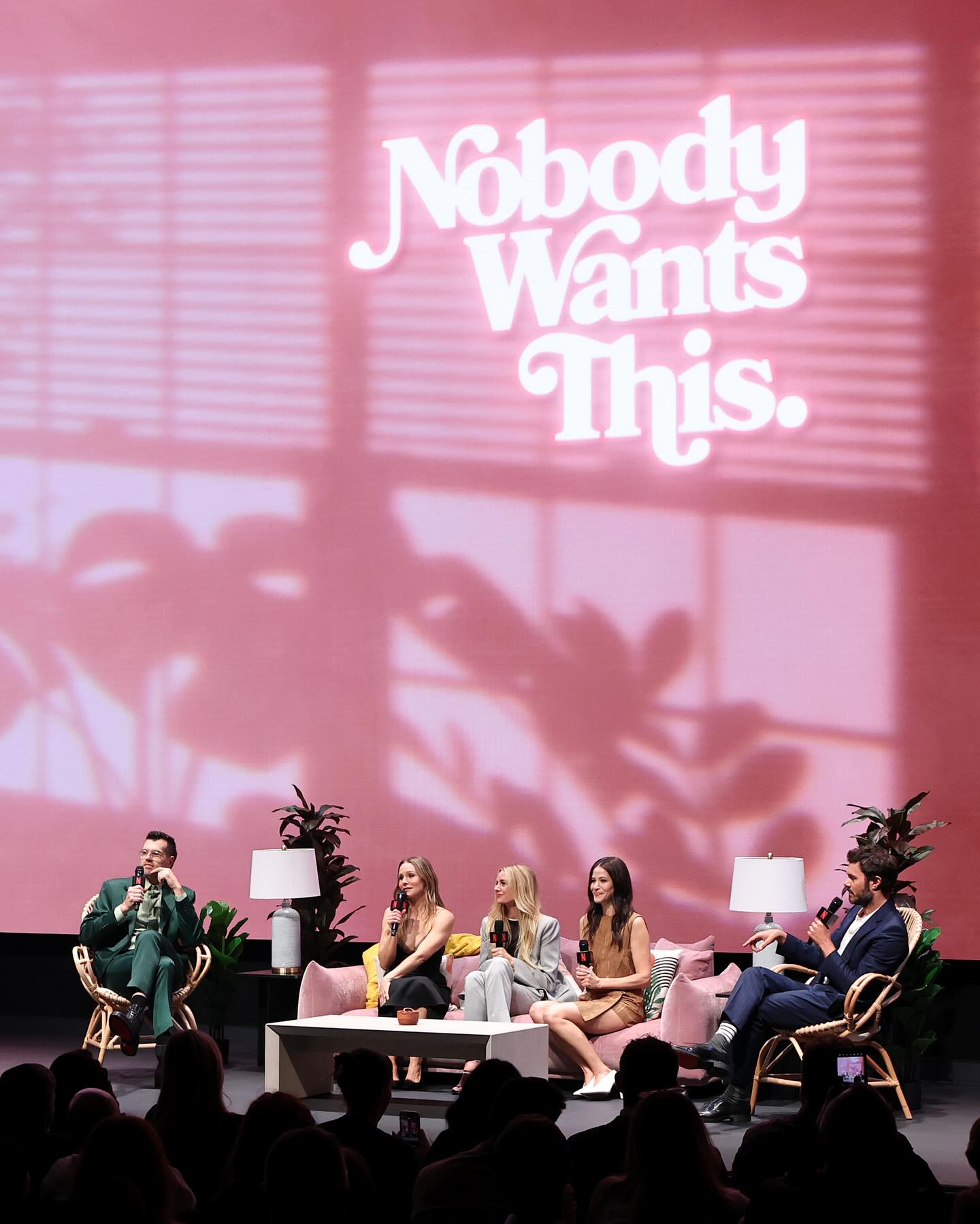 Netflix Event NYC Buzz With Jackie Tohn A dynamic day of camaraderie, style, and pop culture insights in the Big Apple vibe. wow!!