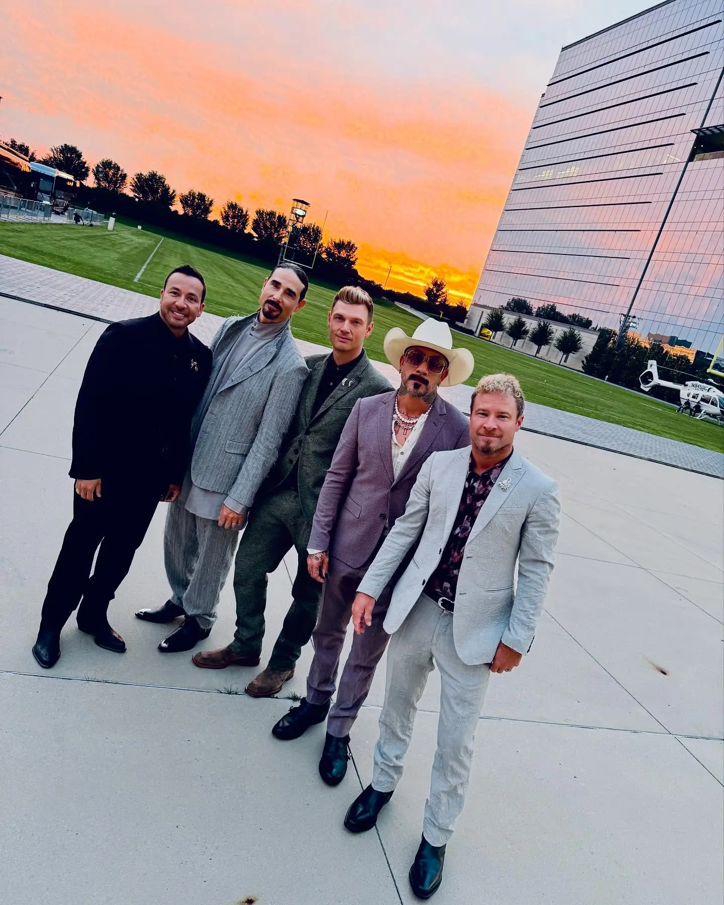 Nick Carter shines in Texas, blending humor, style, and music with larger-than-life flair.