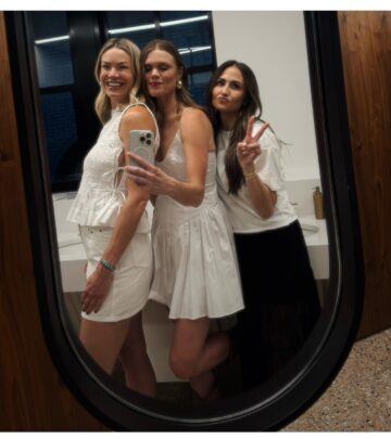 Country star’s playful new Instagram, tagged with friends, oozes charisma, creative flair!