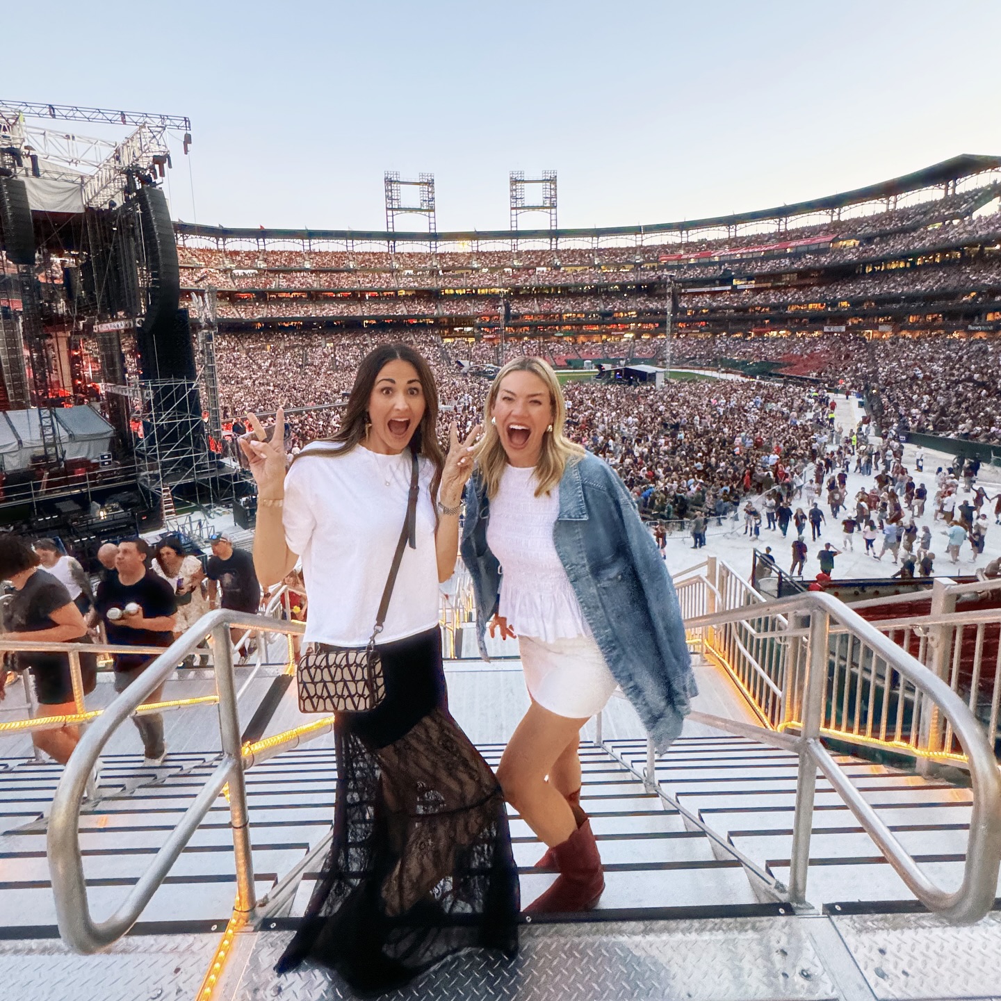 Nicolle Galyon Shares ‘Post Posty Post’ on Instagram