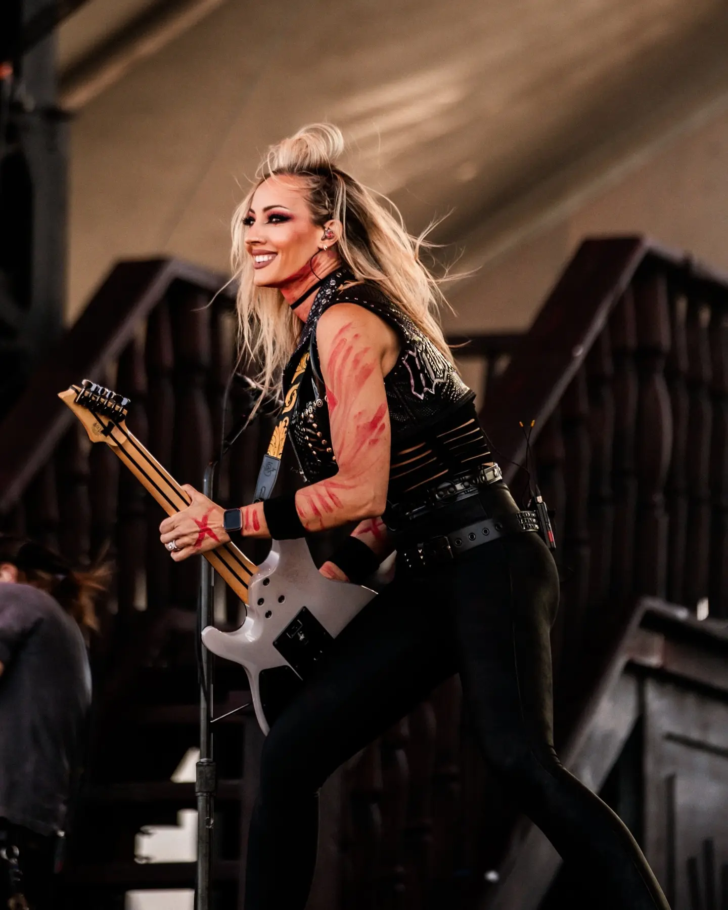 Nita Strauss Rocks Boardwalk Rockfest Windy vibes, killer tunes, and epic encounters at the thrilling Boardwalk Rockfest event.!