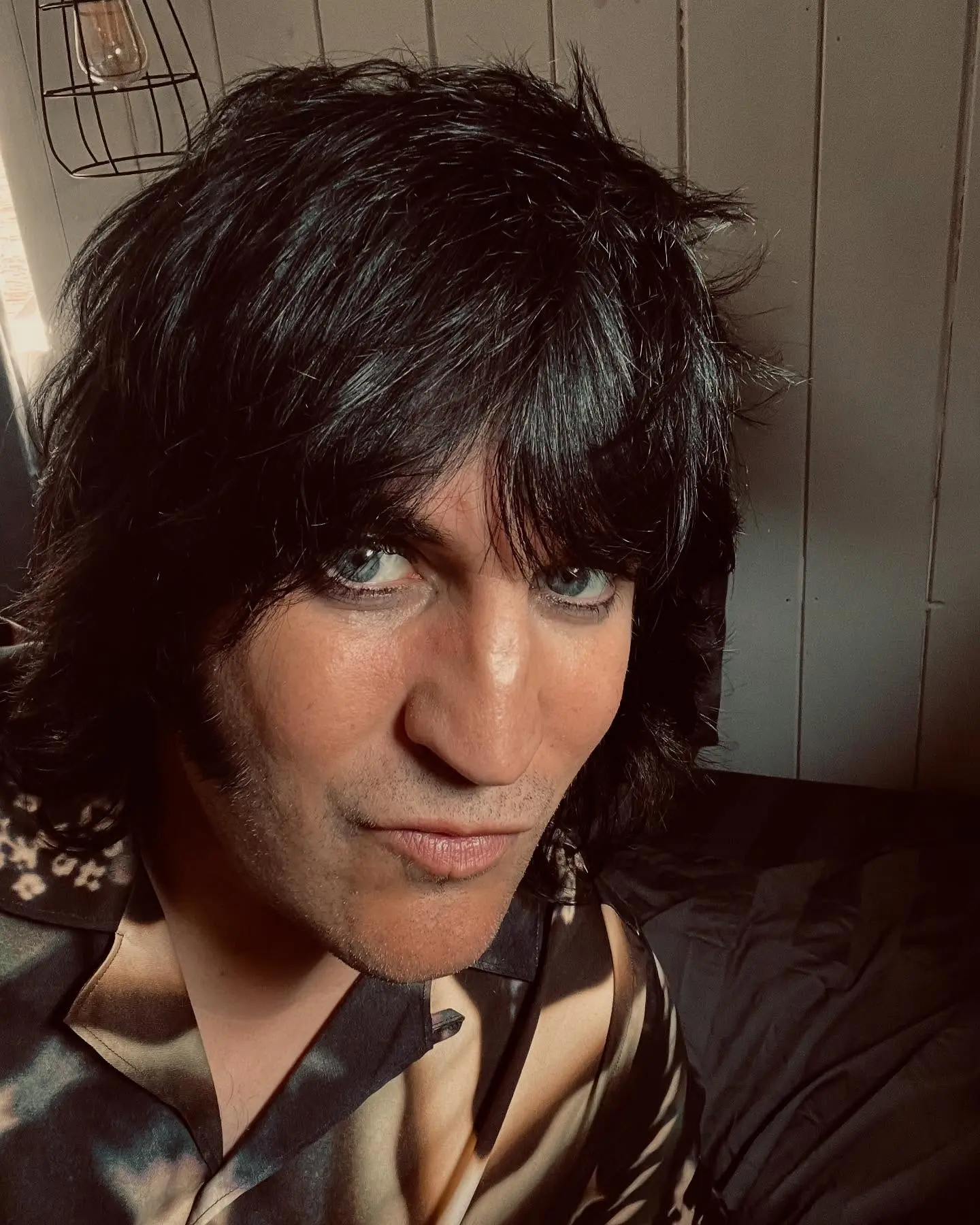 Noel Fielding Thanks Fans for Birthday Love Comedian-artist marks a year with a cheeky note, calling himself ‘ancient but happy’ today