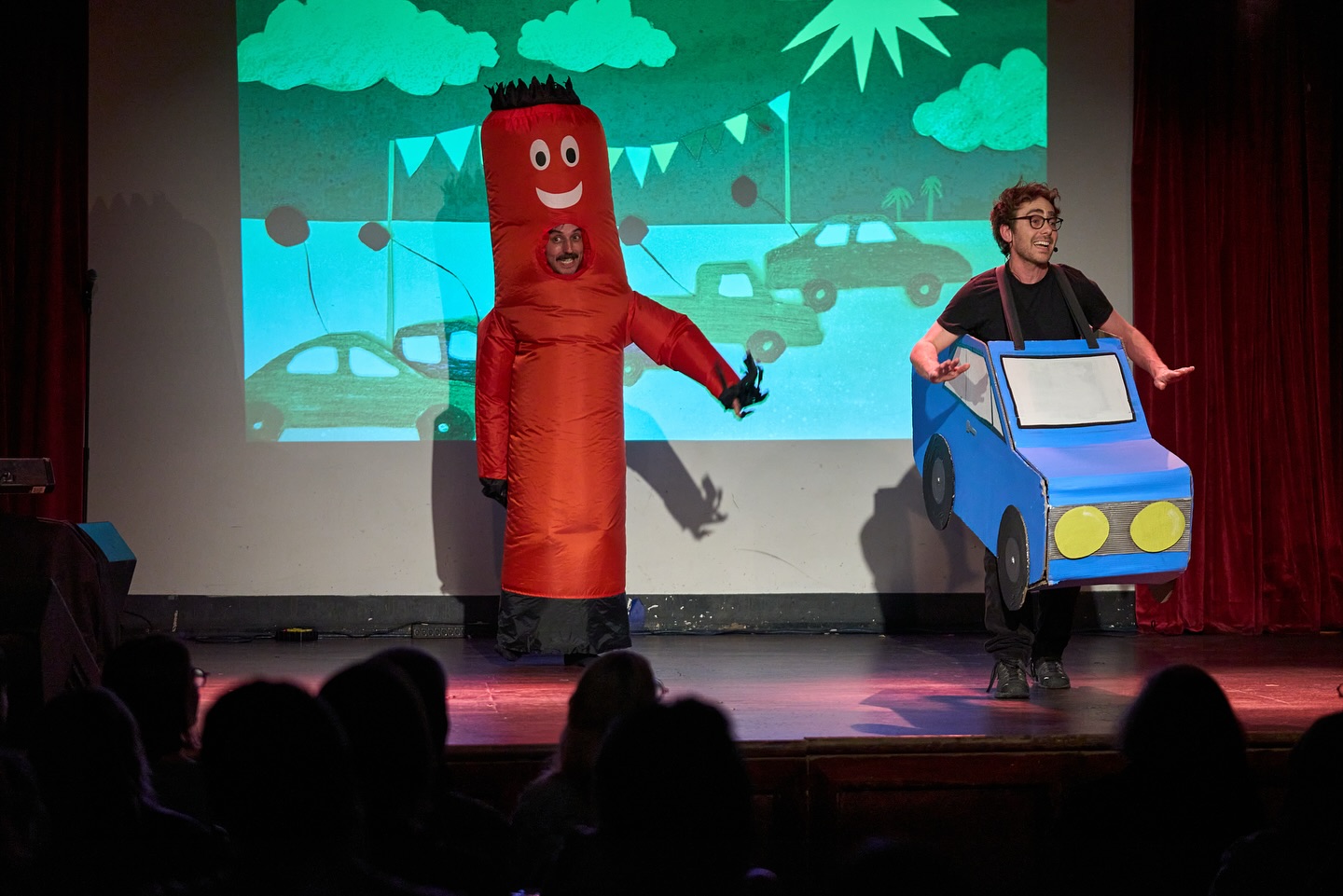NY Musical Delight Captivates Crowd
