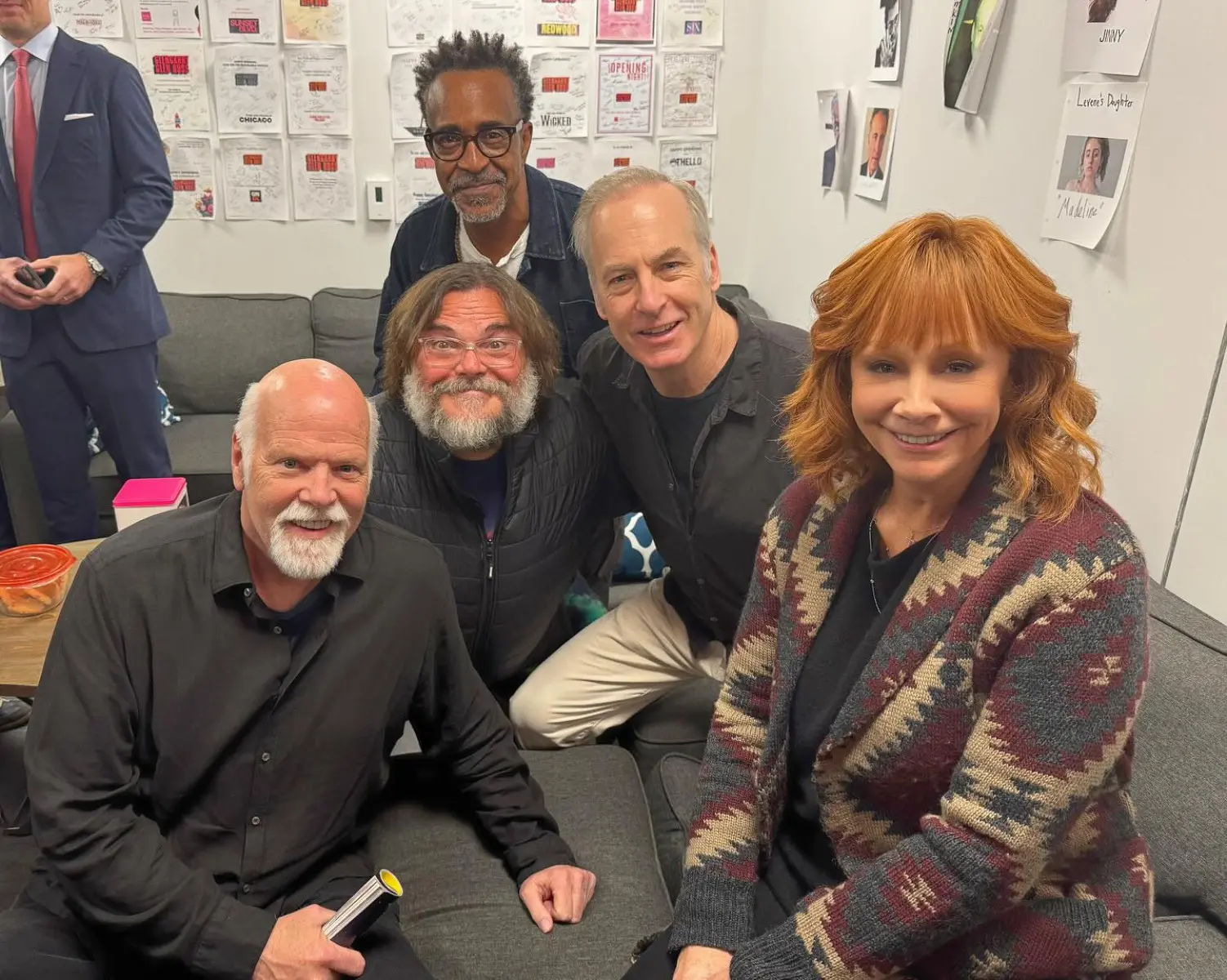 Glengarry backstage in NYC unites stage icons, film legends & music star Reba in style!!!?