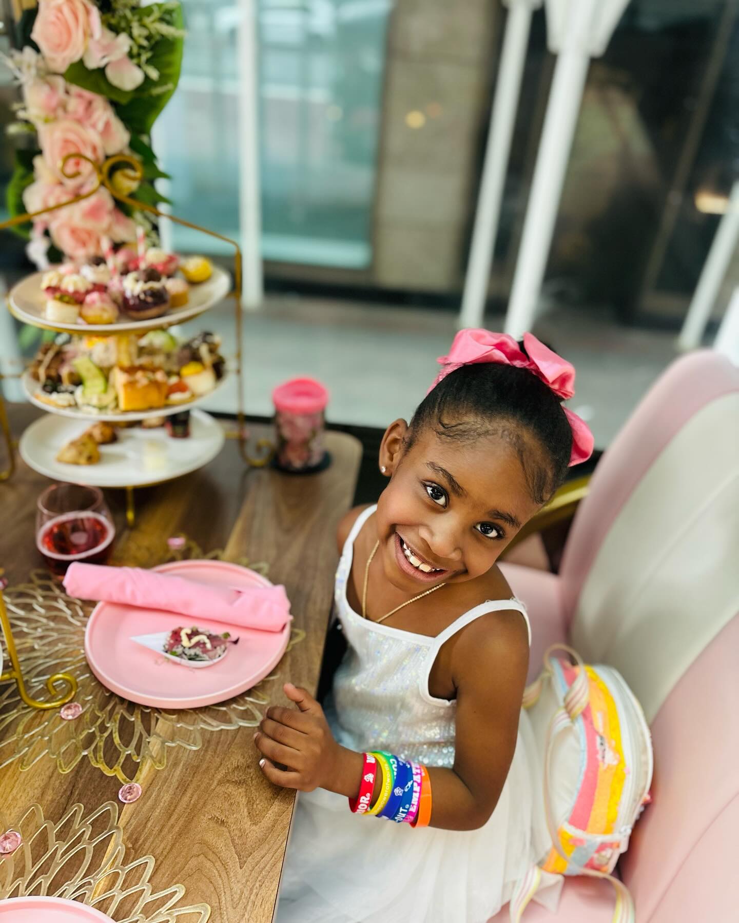 NYC Tea Outing With Mychal~Bella and Friends