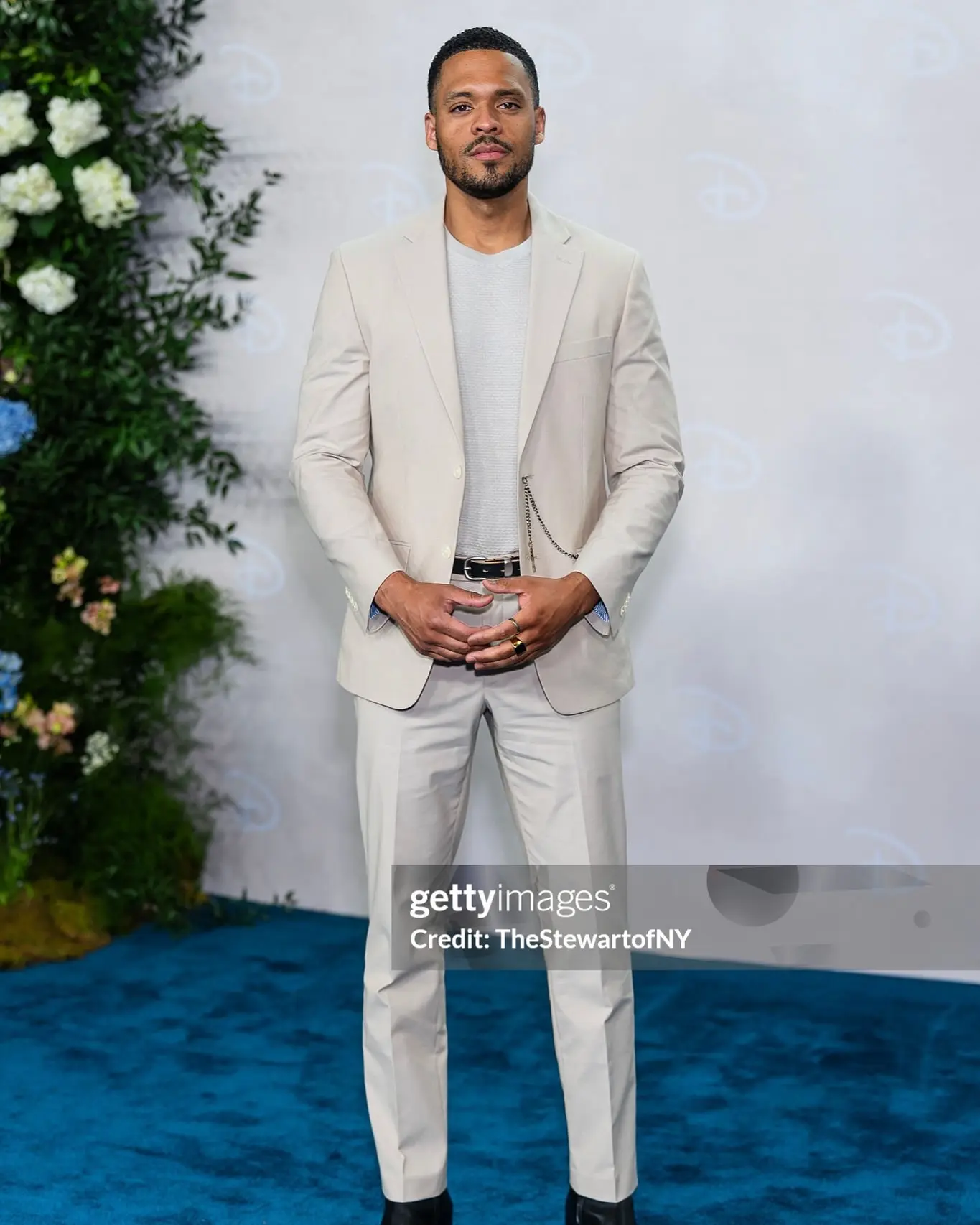 NYC Upfronts: Deric Augustine Stuns In Tommy Hilfiger Suit Deric Augustine thanks ABC & Disney for a standout NYC upfront, styled with refined flair.