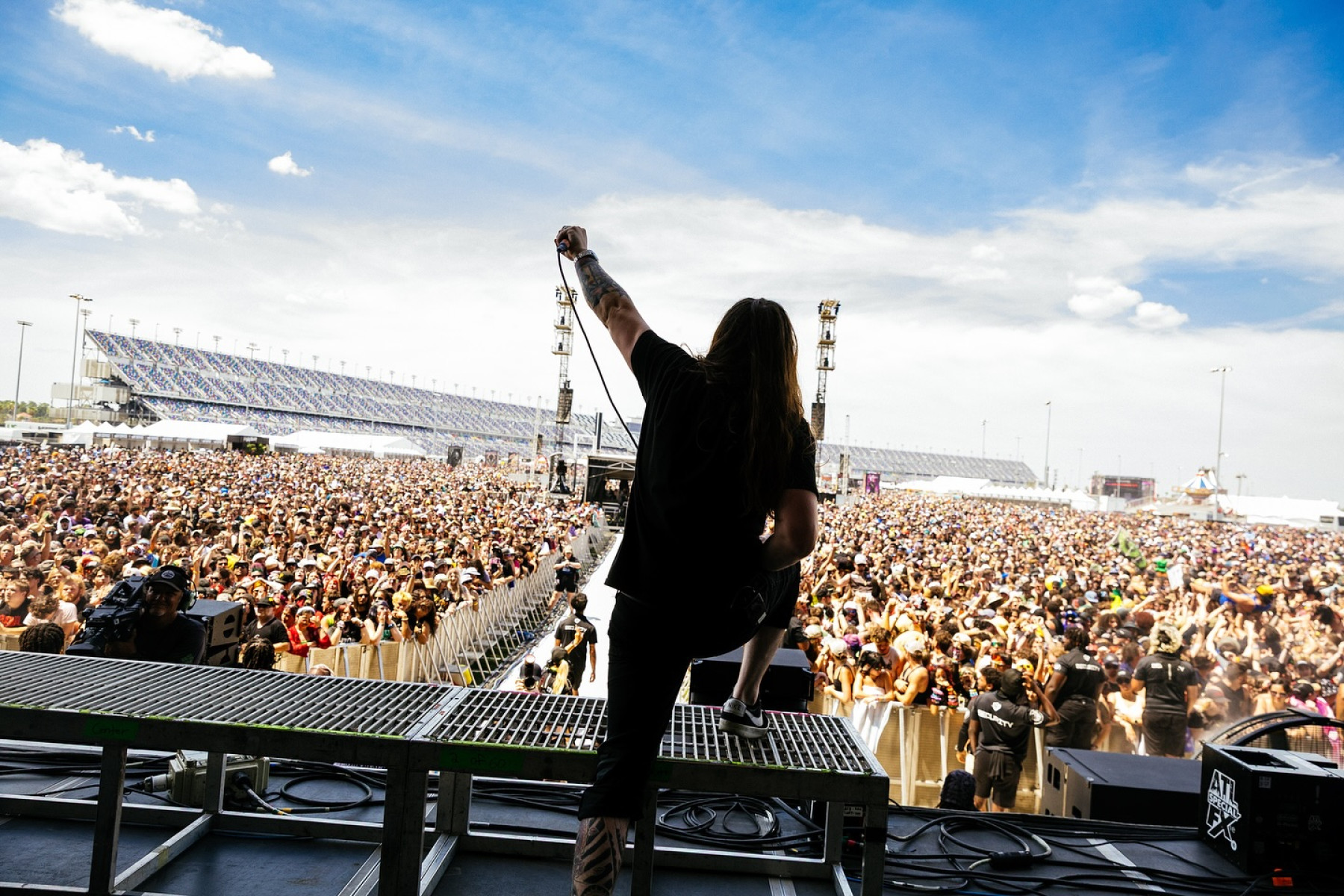 Of Mice & Men: No Misses, No Mercy in Latest Instagram Post Fierce visuals and raw energy shine as Of Mice & Men ignite Instagram feed and tour buzz!!