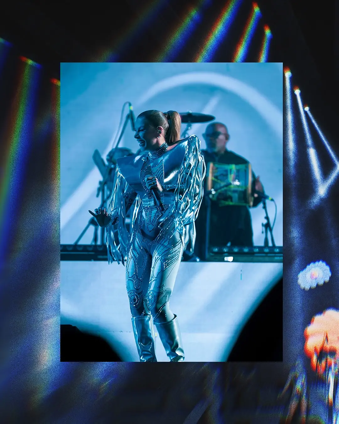 Olga Tañón Lights Up Lima with #HayKeSerFeliz Tour