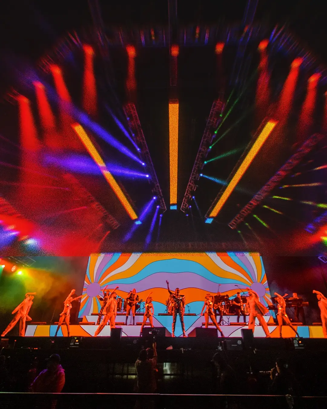 Olga Tañón Lights Up Lima with #HayKeSerFeliz Tour