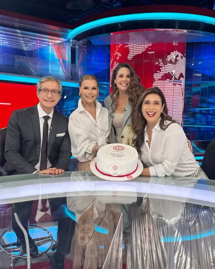 Olga Tañón Shines at 32-Year Celebration