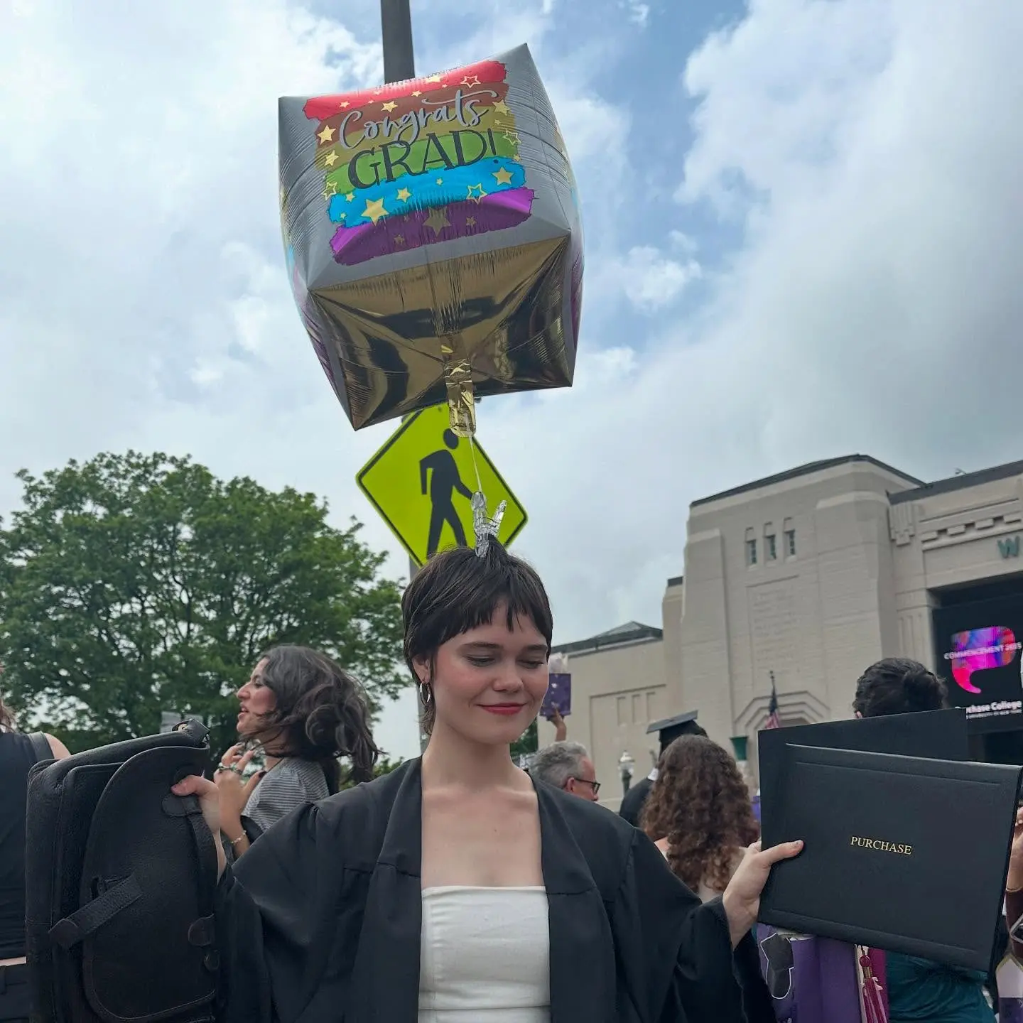 Oona Laurence Graduates Magna Cum Laude In Acting