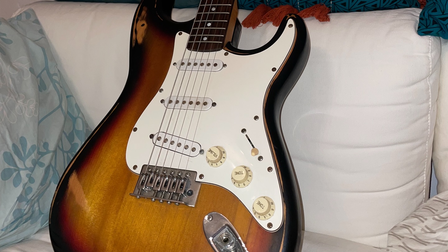 Pablo Scarpa Unveils His 'Trash Panda' Guitar Find