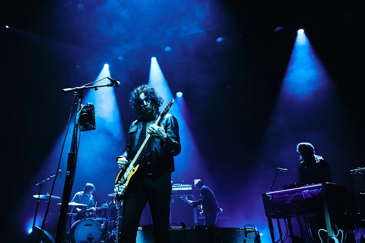 Paramount Theatre Lights Up Seattle With Jack White