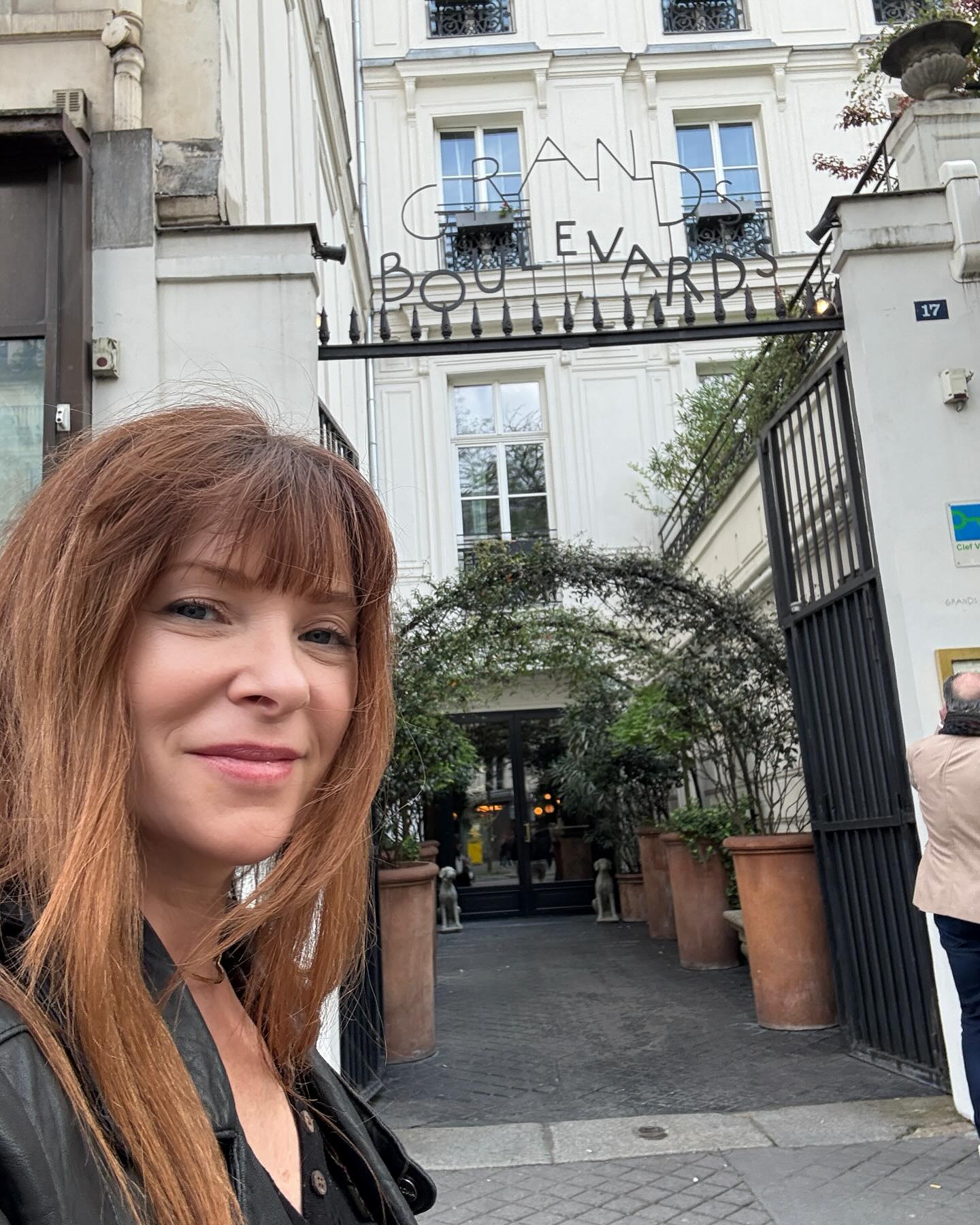 Paris In Every Note: Cady McClain Celebrates Follies A lyrical journey across iconic cities, where love meets art in a charming Follies tribute.