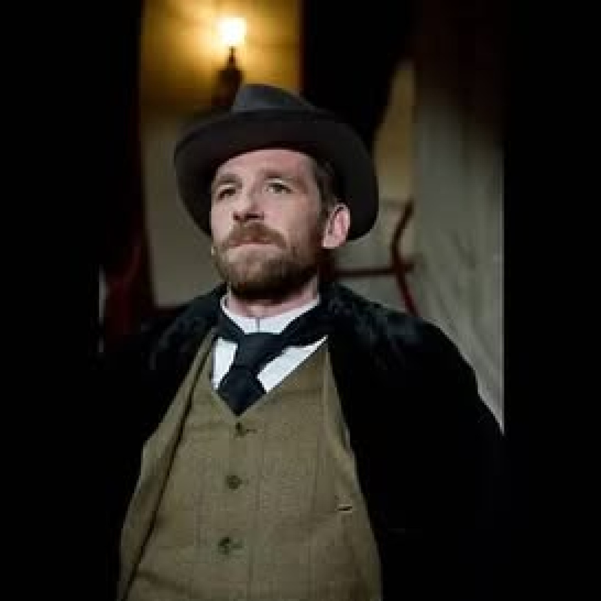 Paul Anderson’s Iconic Sherlock Transformation Starring as Sebastian Moran, Paul Anderson captivates fans in Sherlock: The Empty Hearse.!