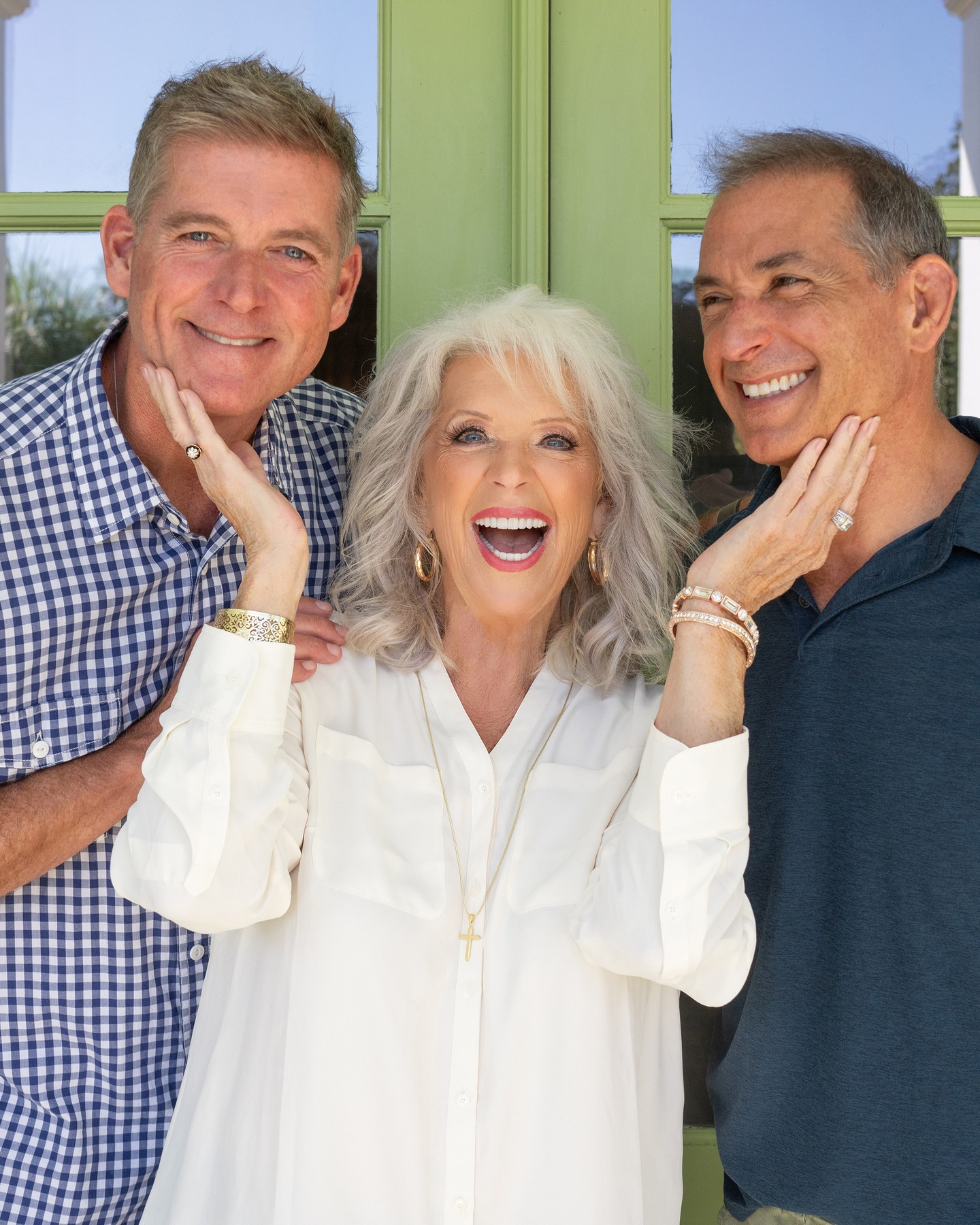 Beloved culinary icon Paula Deen shares heartfelt message celebrating motherhood and family love!!