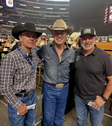 PBR World Finals: Riders, Neal McDonough Lead the Charge