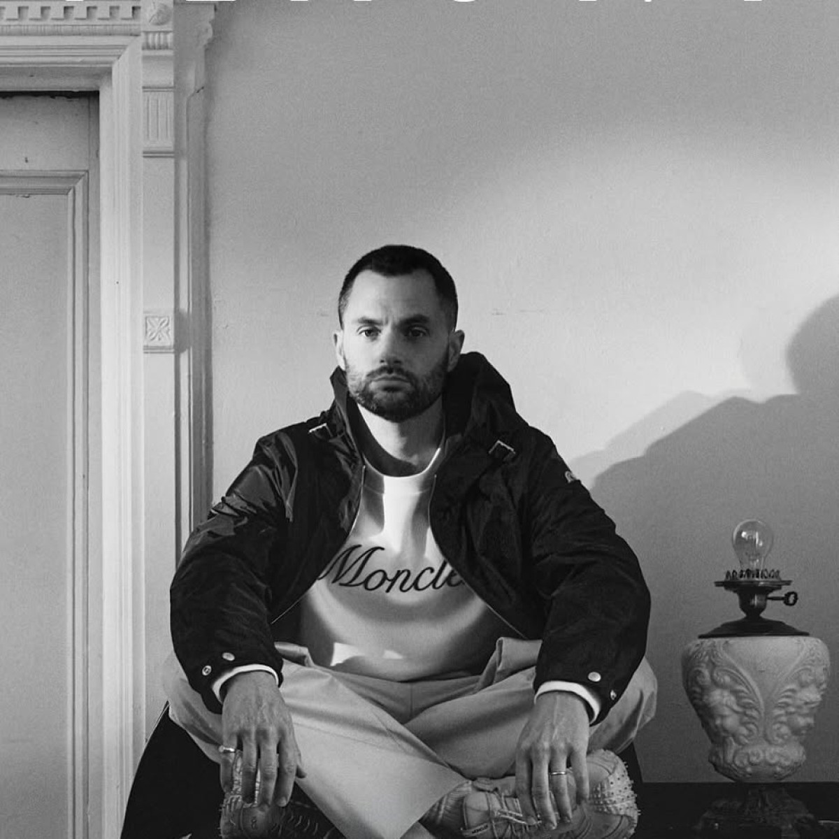 Penn Badgley Stuns In New Flaunt Magazine Feature Fresh from an edgy shoot for Flaunt Magazine, the actor rocks luxe Moncler and bold style.