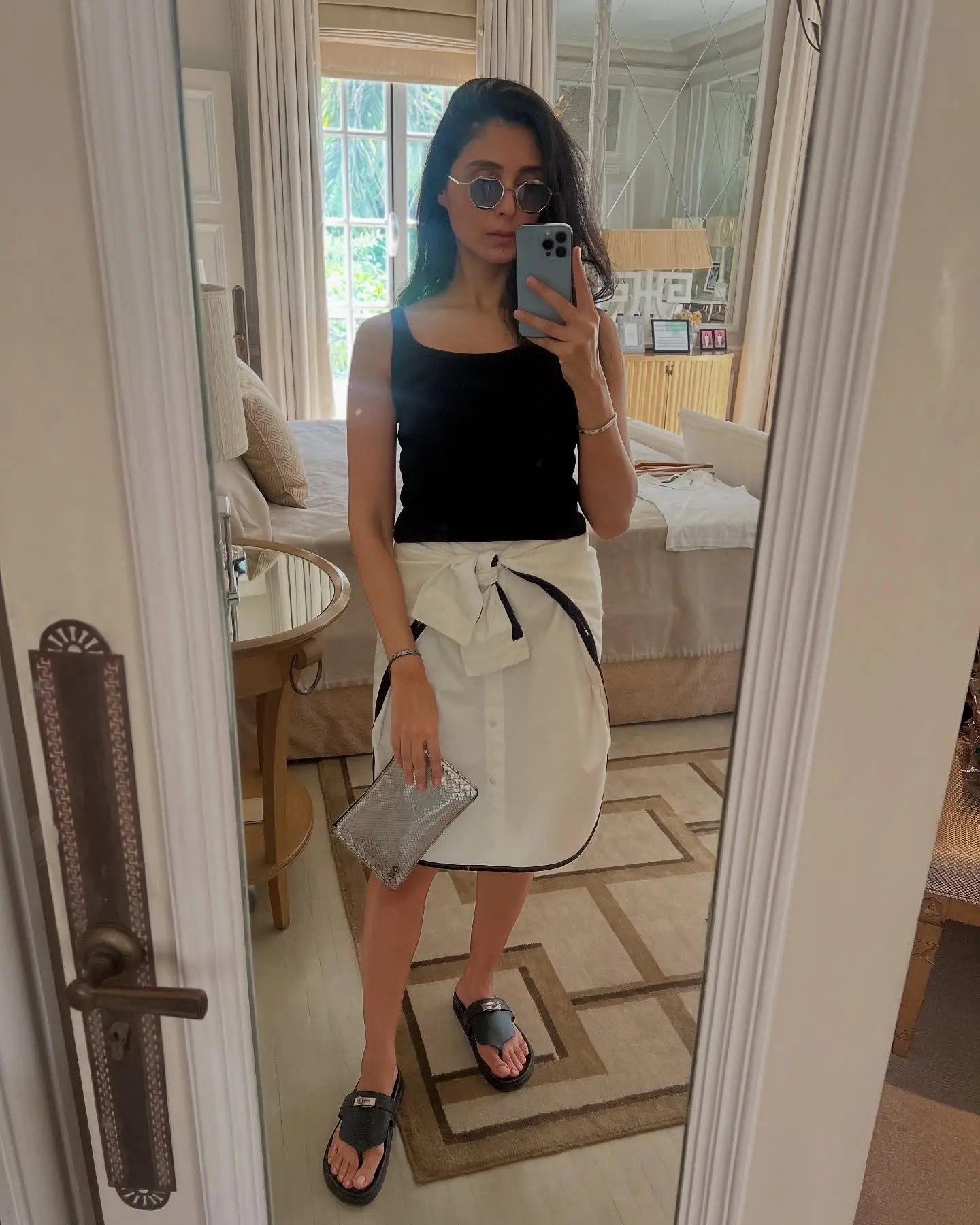 Pernia Qureshi Stuns With Relaxed Summer Chic Look
