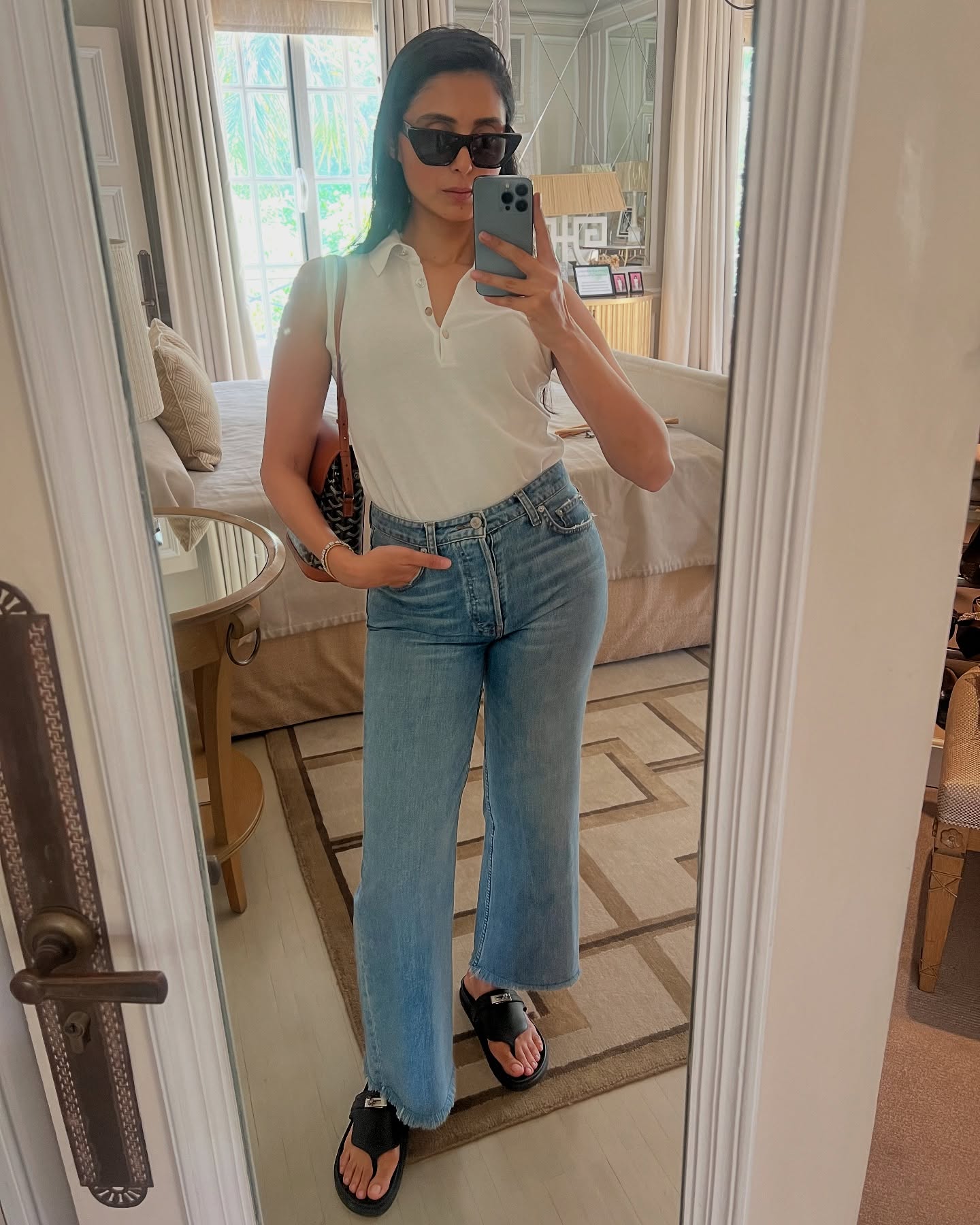 Pernia Qureshi Stuns With Relaxed Summer Chic Look