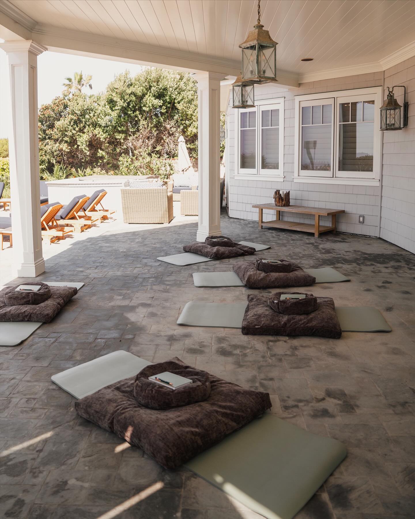 Peyton List Explores Mindfulness on Airbnb Experience