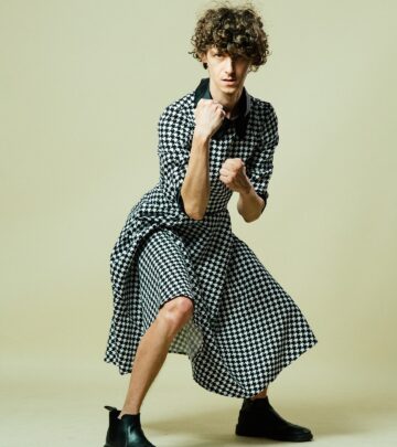 Stylish celebrity Philip Labes ignites social media with his fearless 'PUT EM UP' stance today in a dynamic style moment.