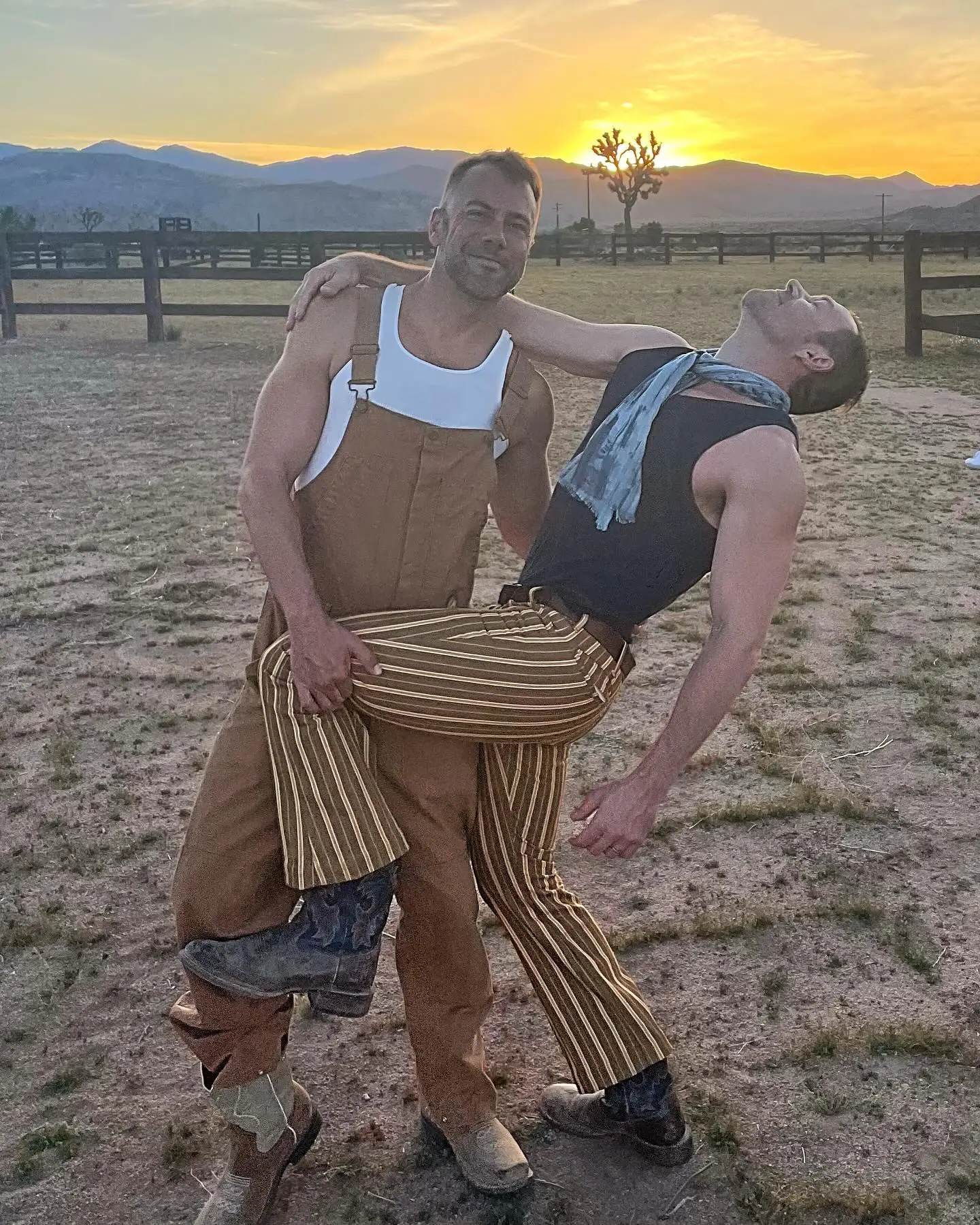 Pioneertown Night Out: Sunset, Drinks, Dinner, and a Show Experience a vivid sunset, cool drinks, fine dinner, and live show thrills in Pioneertown!!!