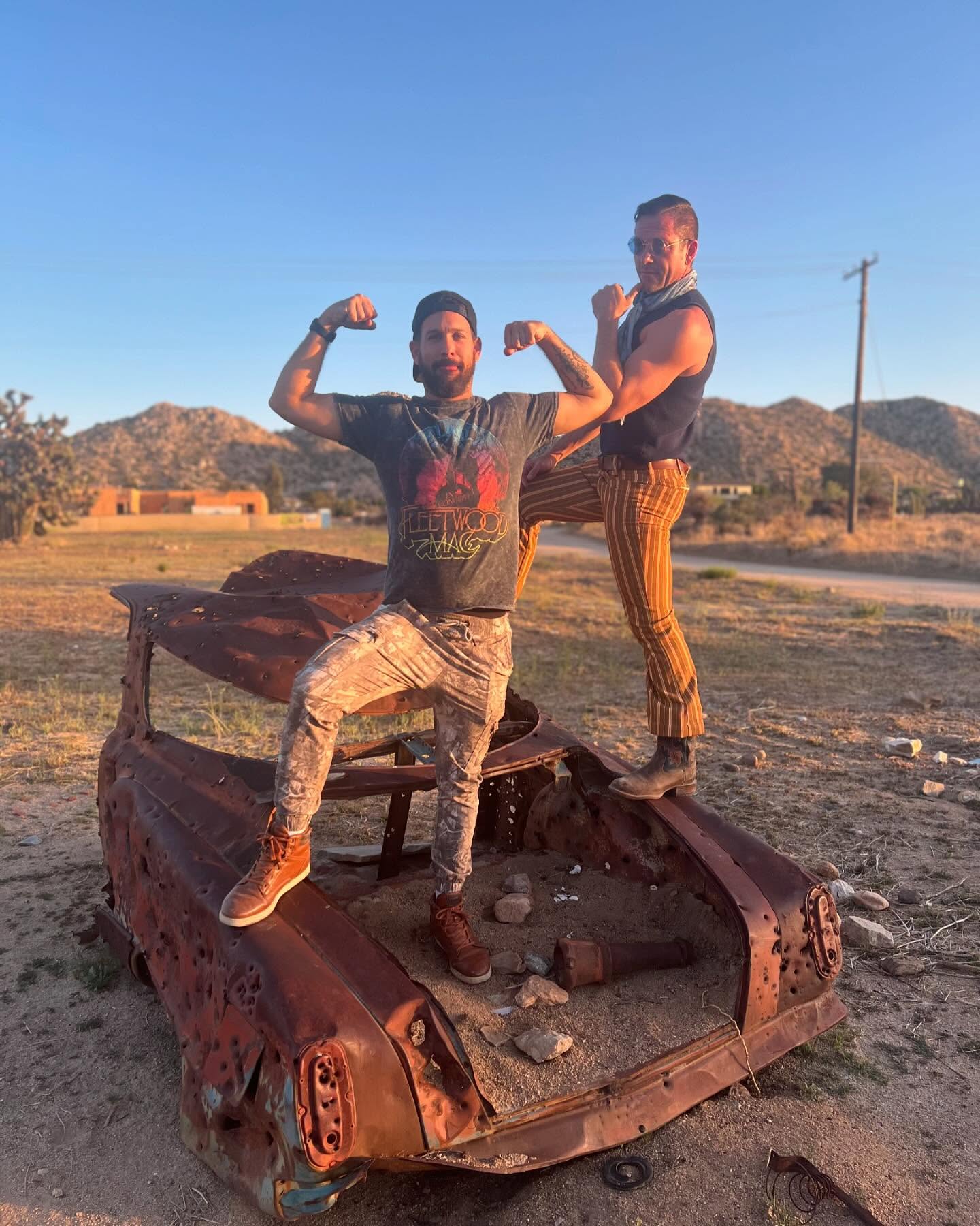Pioneertown Night Out: Sunset, Drinks, Dinner, and a Show