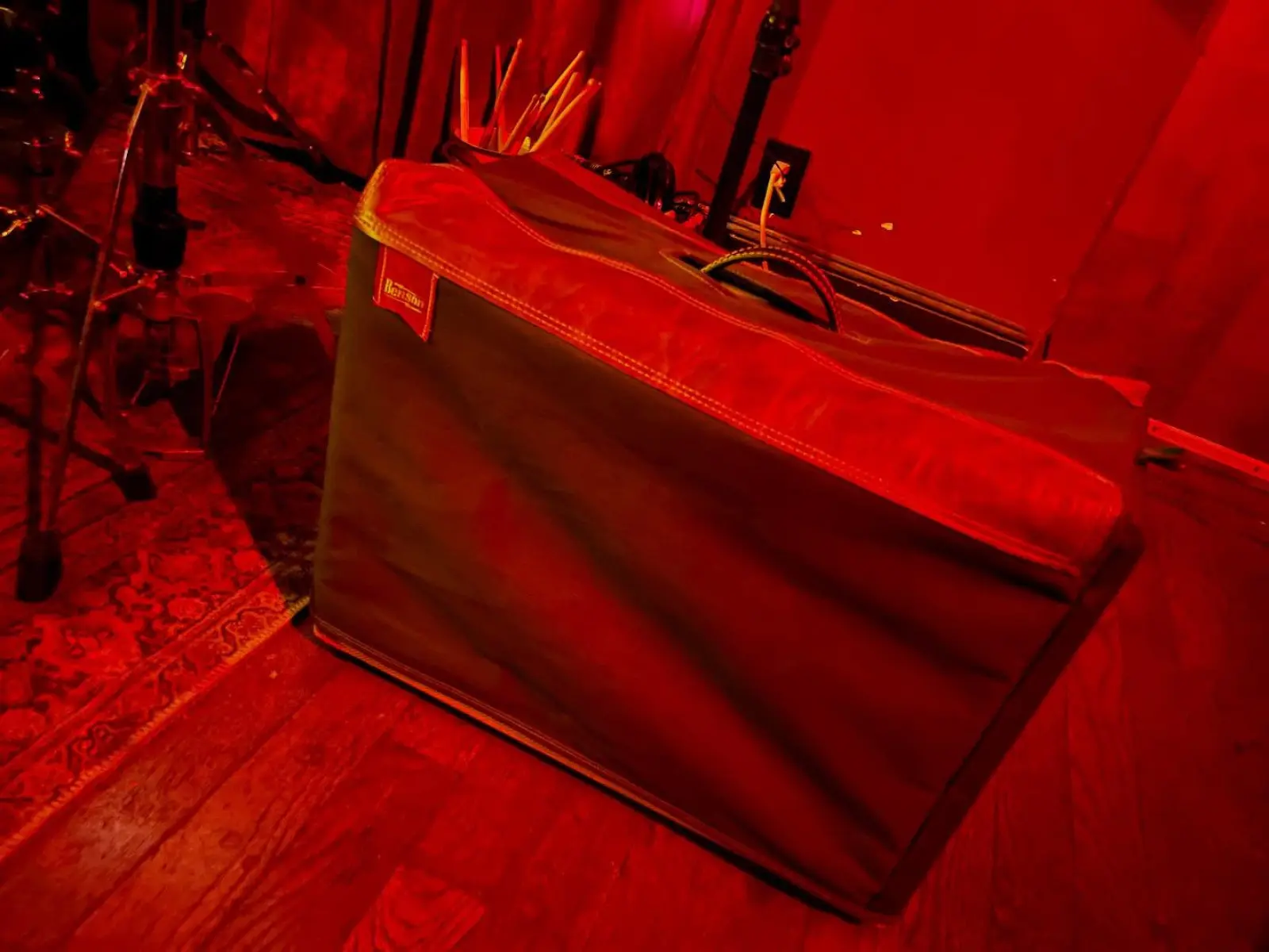 Post Gig Cool Down: Adam Levy’s Amp Setup After an electric show, Adam Levy reflects on his amp settings and live performance vibes!