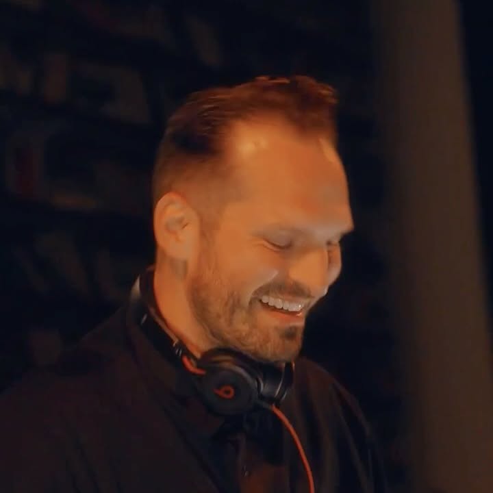 Prague Vibe Ignites DJ Teddyo’s Electric Night