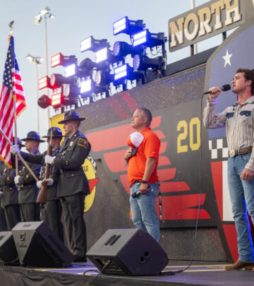 Celebrating motorsport moment as famed talent shines at historic North Wilkesboro event!!