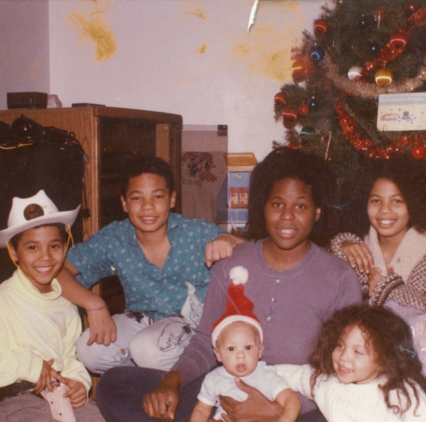 Queenly Tribute: Jussie Smollett Honors Mother’s Day