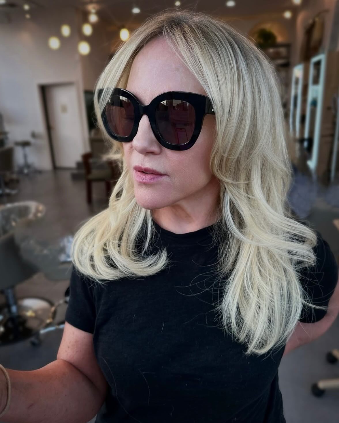Rachael Harris Dazzles In Captivating Photo Dump