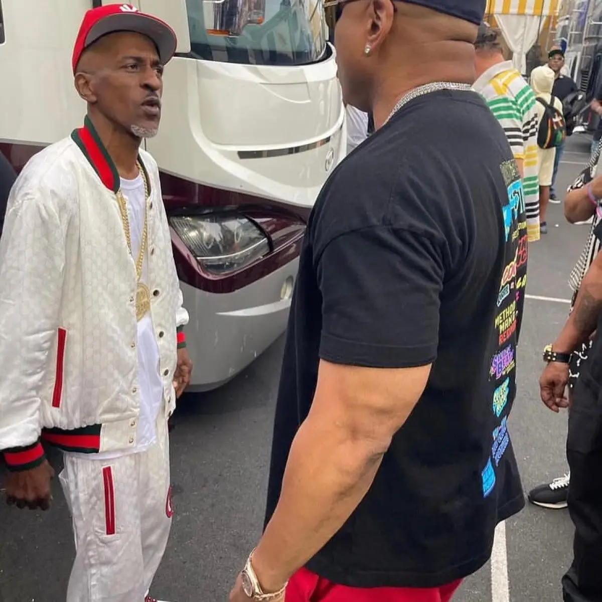 Rakim Kicks Off Summer With Poolside Post Legendary hip-hop icon unveils sunlit snapshots that set the tone for balmy months ahead.