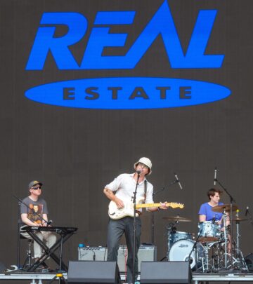 Prime beach vibes shine as the band captures coastal cool in a memorable seaside moment!!!