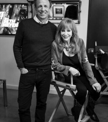 Reba McEntire Chats With Seth Meyers On 30 Rock