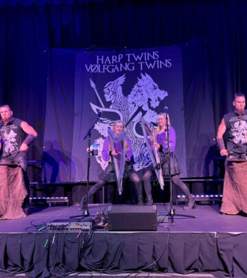 Illinois show sets record with fans in bold apparel; Pennsylvania concert on the horizon!