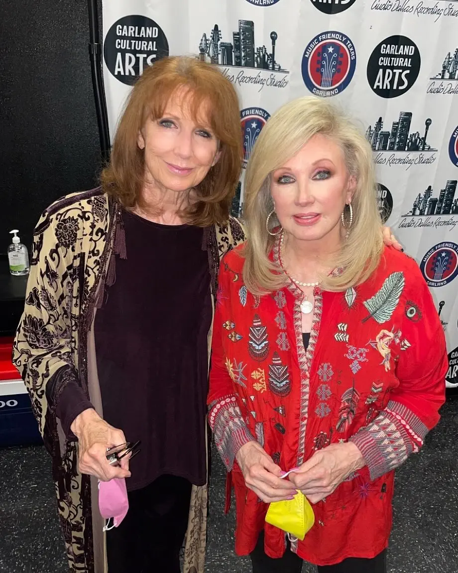Red-Headed Stranger Filming Sparks Buzz In Garland